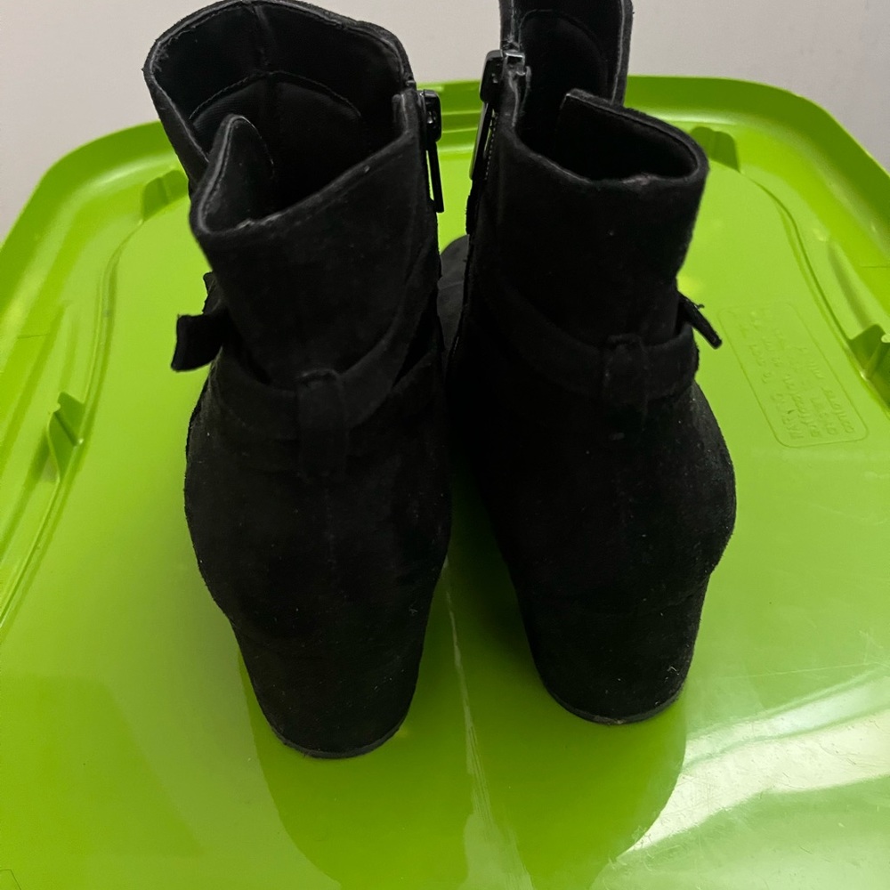 East 5th Memory Foam Faux Suede Elyse Boot